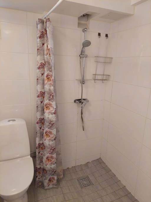 Laegenhet Pa Landet Naera Stan Jonsered Exterior foto